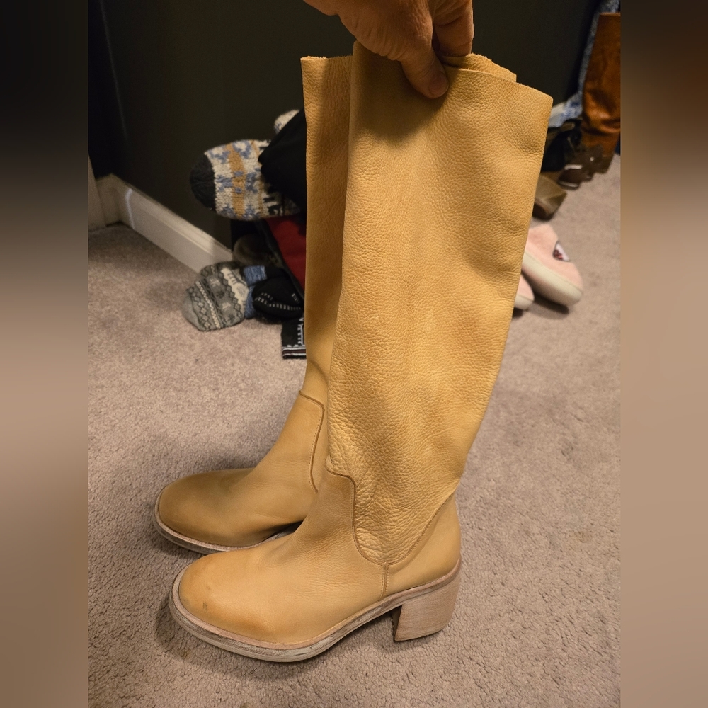 Tan Banana Leather Free People Essential Slouch Women's Boots 37 7 Like New